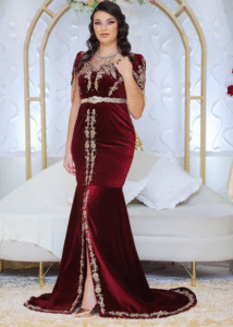 Karakou Moderne Bordeaux en Velours - Coupe Sirène